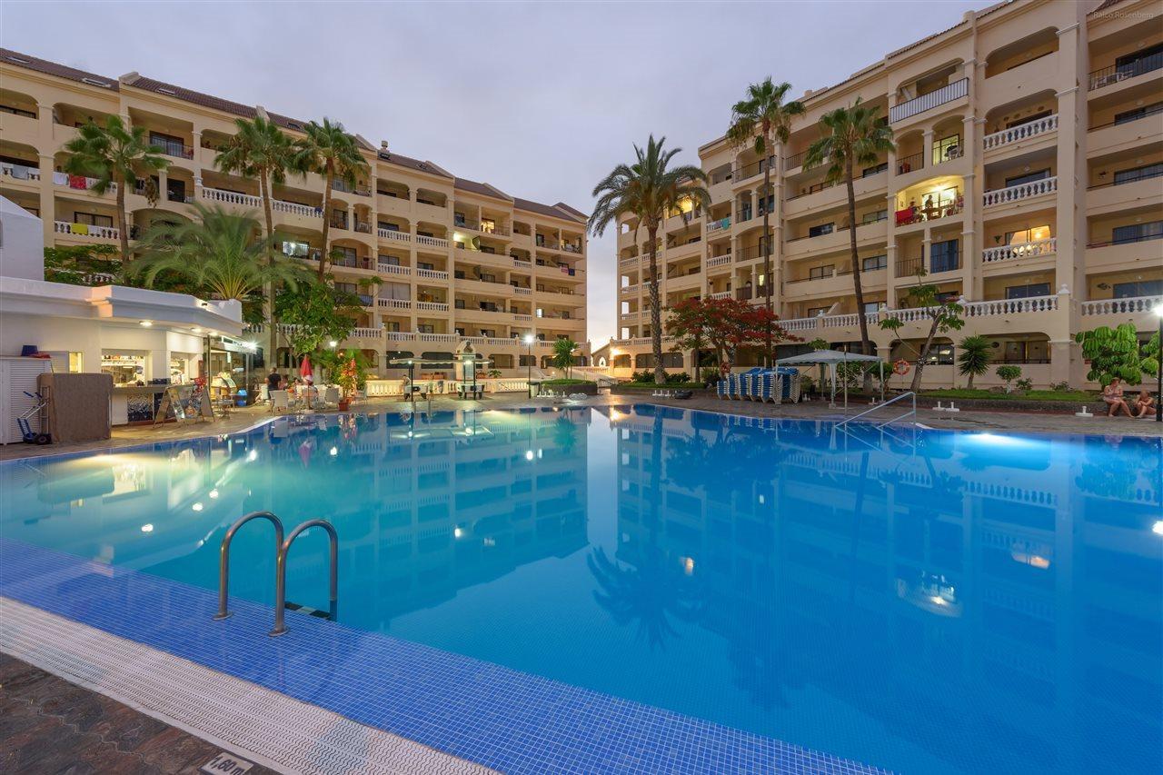Aparthotel Castle Harbour Los Cristianos  Zewnętrze zdjęcie
