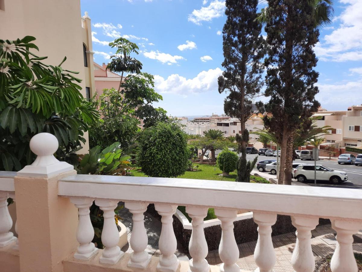 Aparthotel Castle Harbour Los Cristianos  Zewnętrze zdjęcie