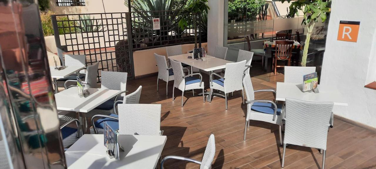 Aparthotel Castle Harbour Los Cristianos  Zewnętrze zdjęcie