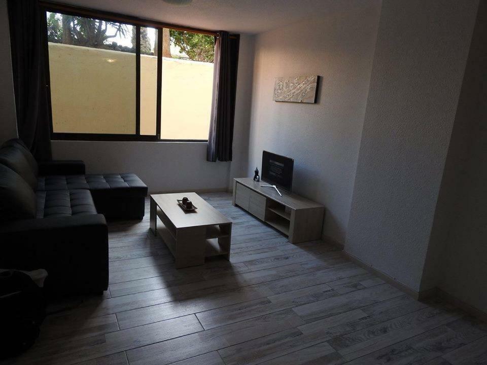 Aparthotel Castle Harbour Los Cristianos  Zewnętrze zdjęcie