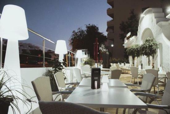 Aparthotel Castle Harbour Los Cristianos  Zewnętrze zdjęcie