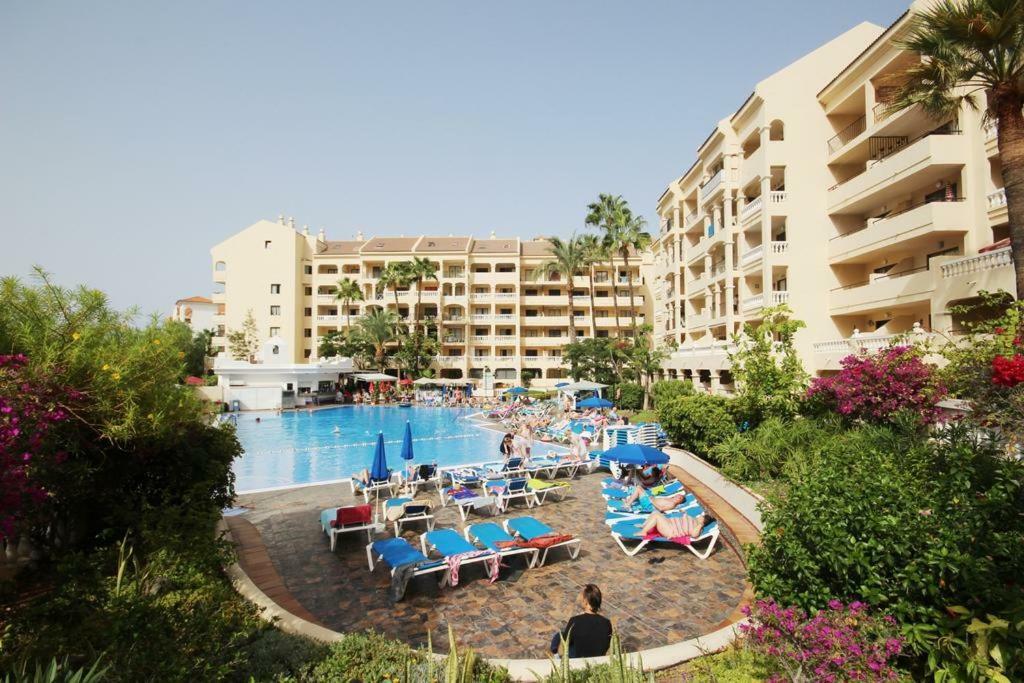 Aparthotel Castle Harbour Los Cristianos  Zewnętrze zdjęcie